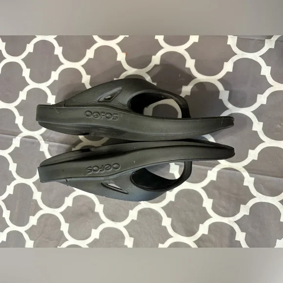 OOFOS OOriginal recovery sandal Black Comfort Sandals men’s 9 / wonens 11 - Picture 5 of 8